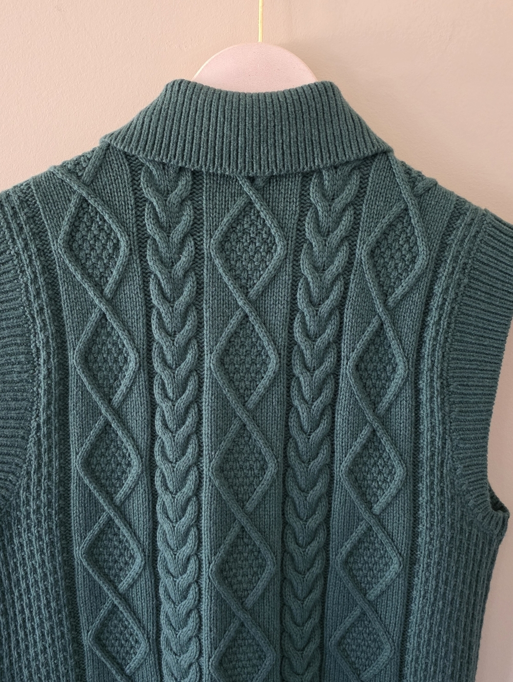 Sunday Best XS Coastal Cottagecore Fisherman Cable Knit Merino Wool Blend Vest - Picture 11 of 15